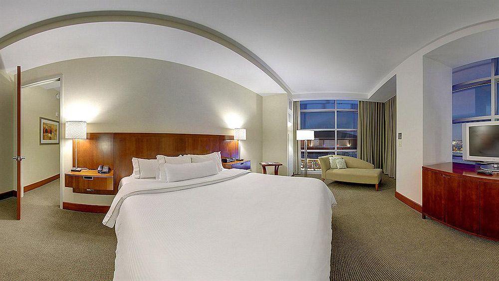 Hotel The Westin Memphis Beale Street Exterior foto